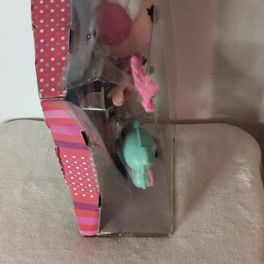 Lalaloopsy Winter Snowflake Full Size 12" Doll And Pet Husky New In Box, Rare - Picture 7 of 14